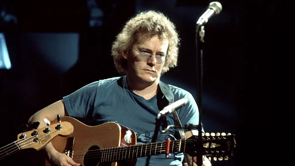 Iconic Folk Singer Gordon Lightfoot Dead At 84