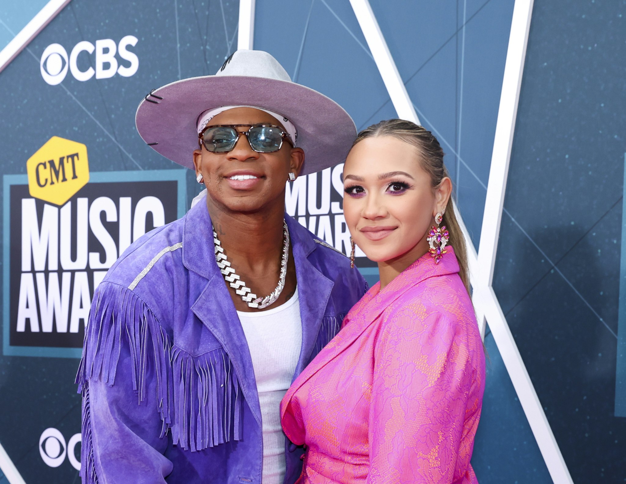 Country Star Jimmie Allen Apologizes For ‘humiliating Estranged Wife With Affair ‘poor Example