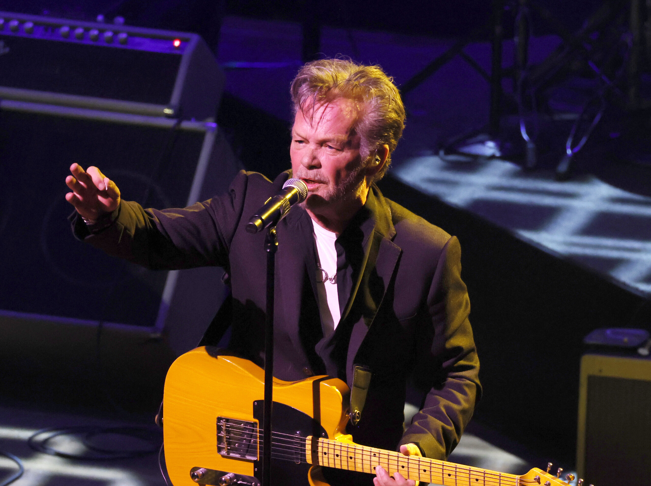 John Mellencamp responds to viral video showing him leaving stage abruptly