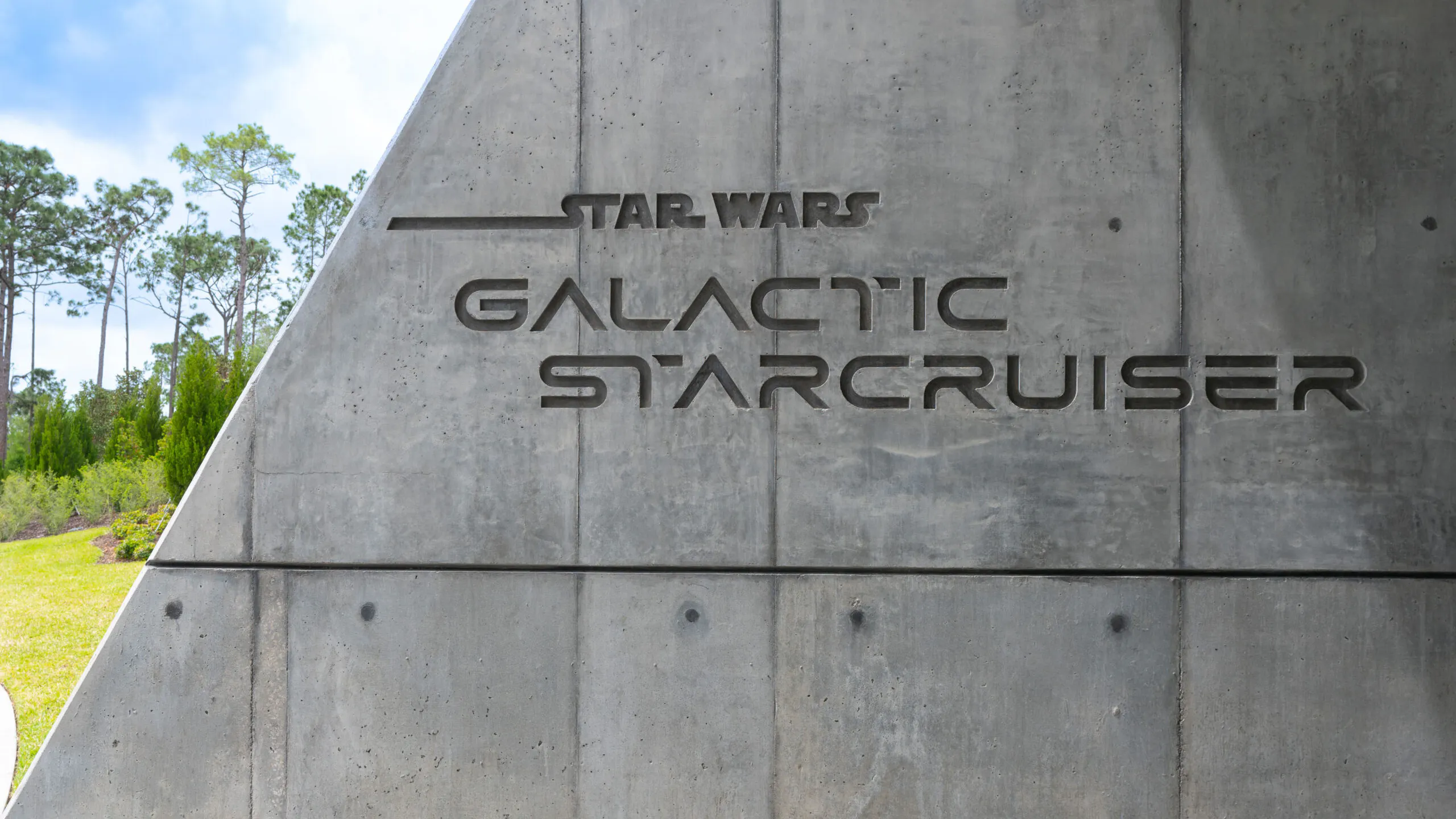 Disney Announces Closure Of $2,500-Per-Night Star Wars-Themed Hotel After Just 1 Year