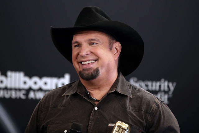 BILLBOARD MUSIC AWARDS -- Backstage -- 2020 BBMA at the Dolby Theater, Los Angeles, California -- Pictured: In this image released on October 14, honoree Garth Brooks attends the 2020 Billboard Music Awards, broadcast on October 14, 2020 at the Dolby Theatre in Los Angeles, California.