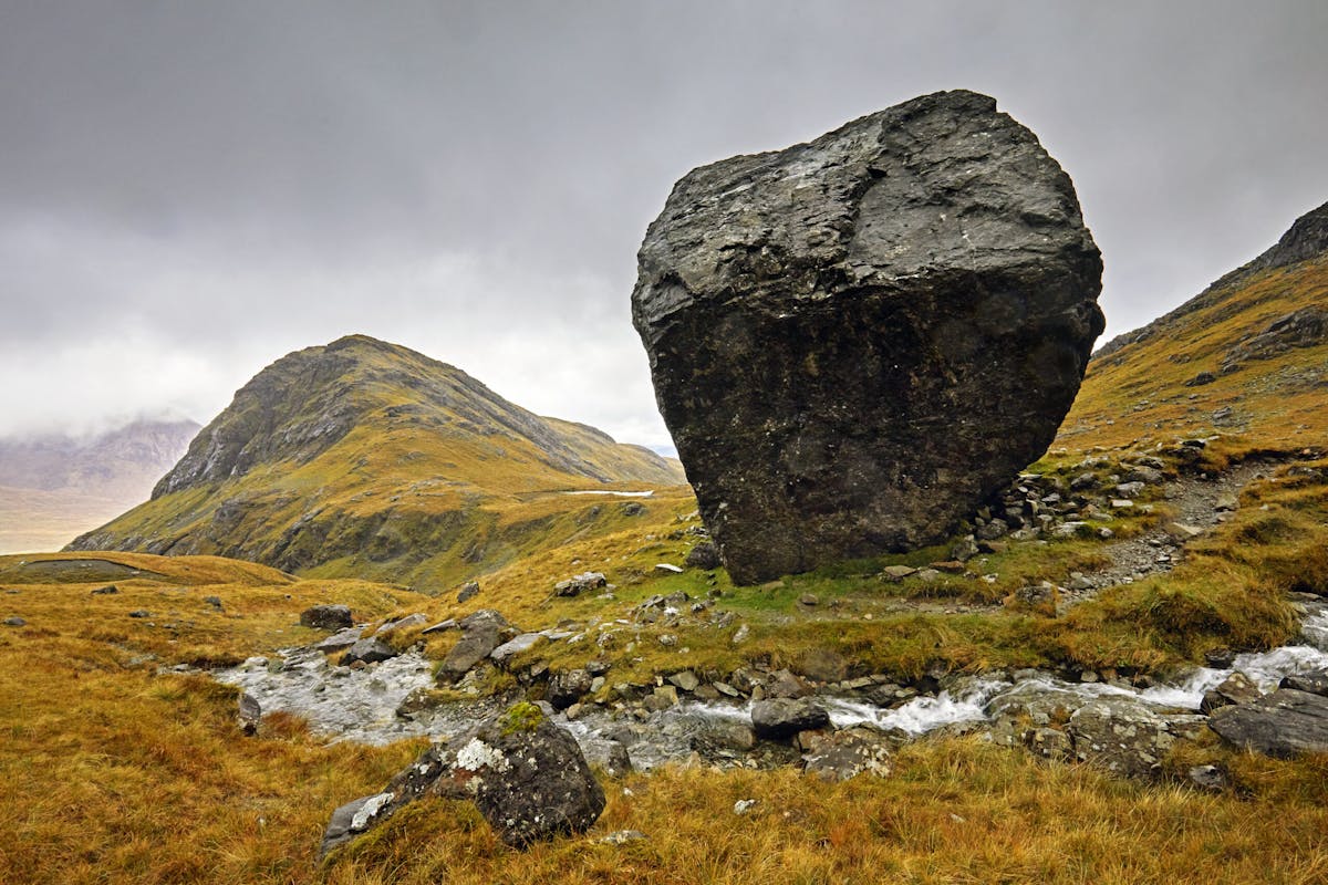 NextImg:‘Completely Unique’: Archeologists Unearth Dozens Of 2,700-Year-Old Rock Carvings That May Form ‘A Narrative’