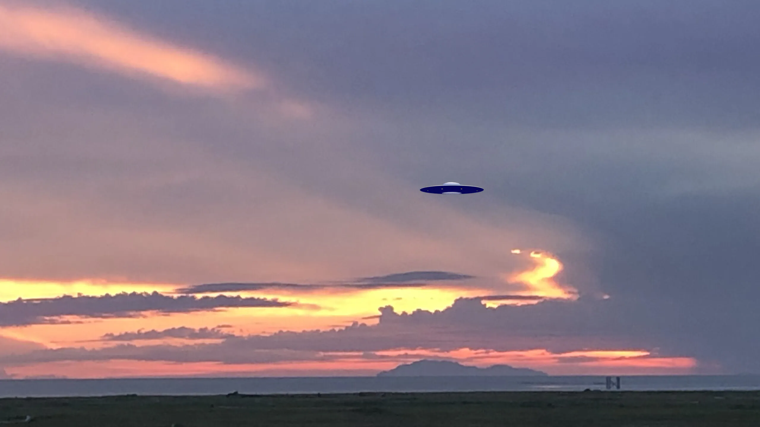 Intel Official Claims Feds Have Concealed Wreckage Of UFOs