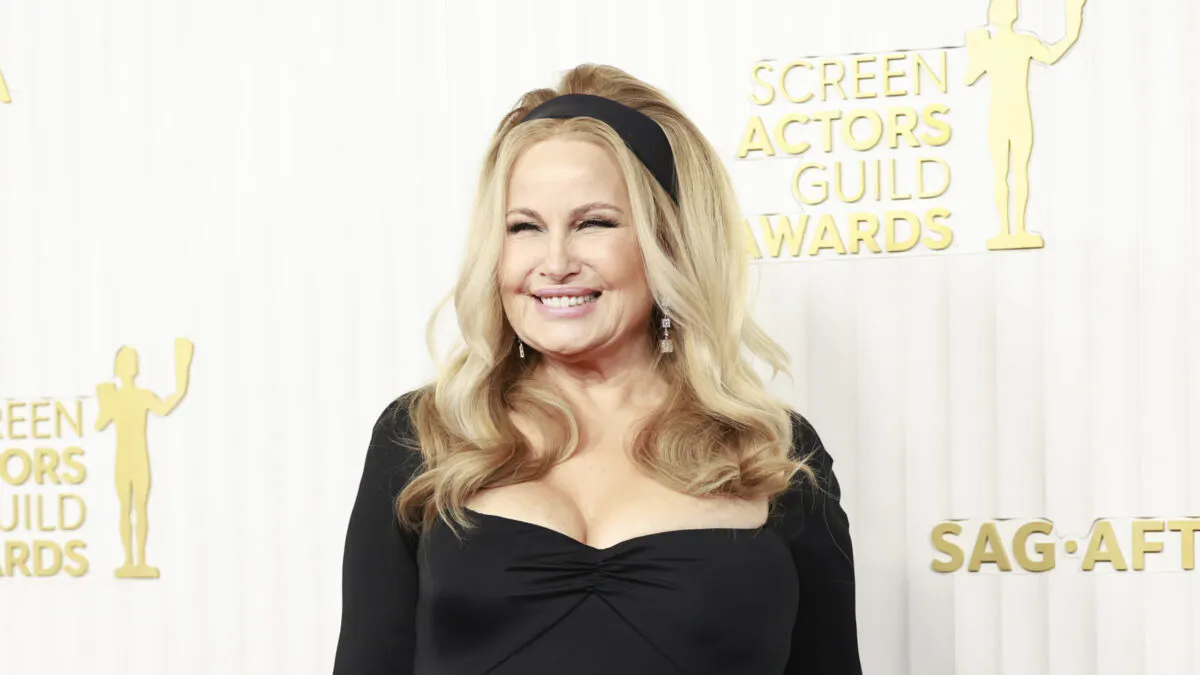 Jennifer Coolidge Said She Never Had Kids Because She ‘Would’ve Had To Have Grown Up’