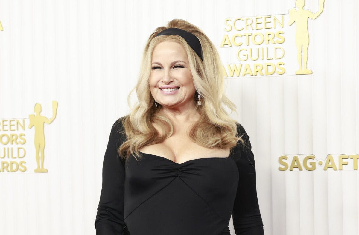 NextImg:Jennifer Coolidge Said She Never Had Kids Because She’s ‘Very Immature’: ‘Would’ve Had To Have Grown Up’