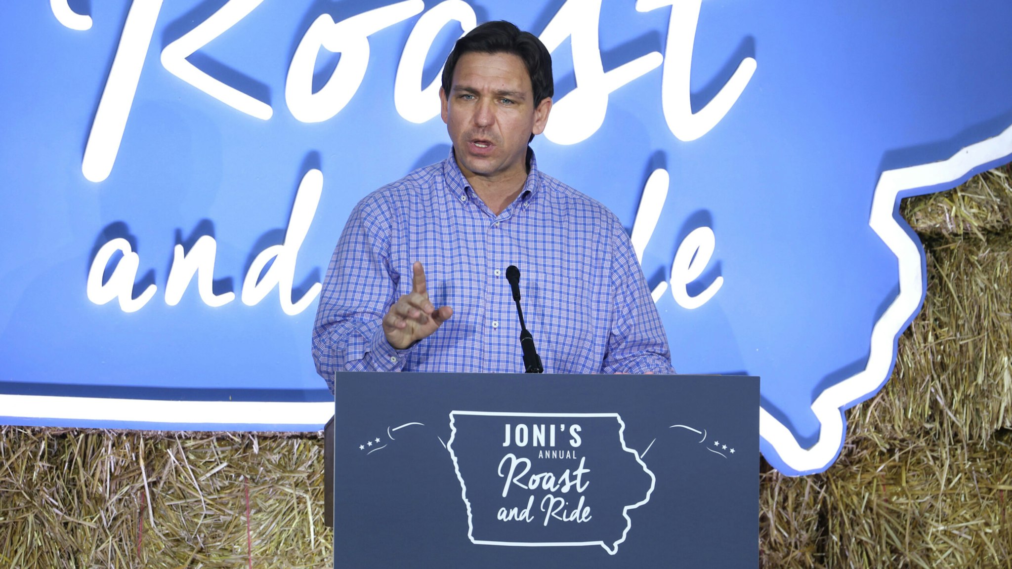 DES MOINES, IOWA - JUNE 03: Republican presidential candidate Florida Gov. Ron DeSantis speaks to guests during the Joni Ernst's Roast and Ride event on June 03, 2023 in Des Moines, Iowa. The annual event helps to raise money for veteran charities and highlights Republican candidates and platforms.