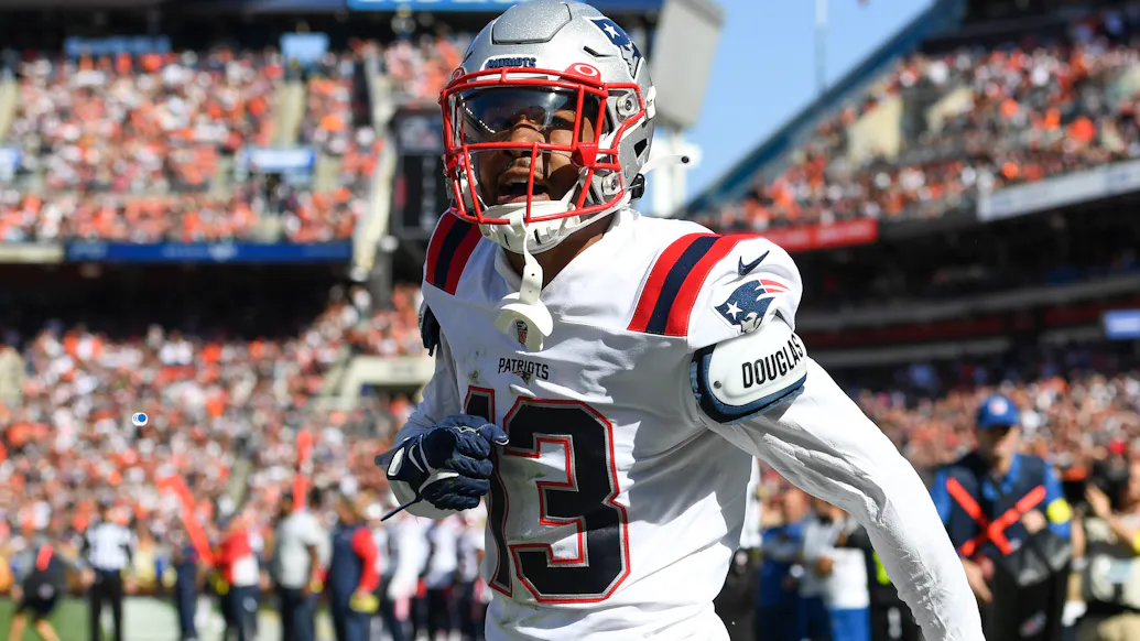 New England Patriots Player Arrested For Trying To Take 2 Guns Onto Plane: Report