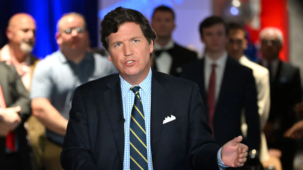Fox News Accuses Tucker Carlson Of Breach Of Contract Over Twitter Show
