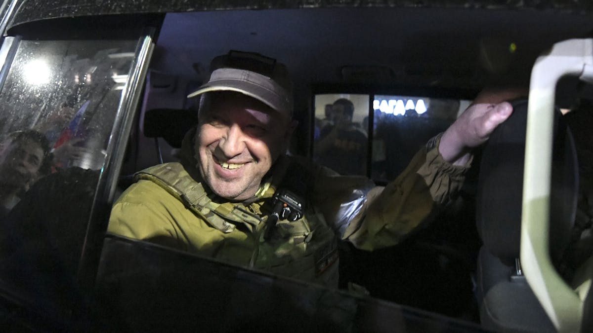 NextImg:Ex-CIA Head Petraeus: Prigozhin ‘Lost His Wagner Group,’ ‘Should Be Very Careful Around Open Windows’