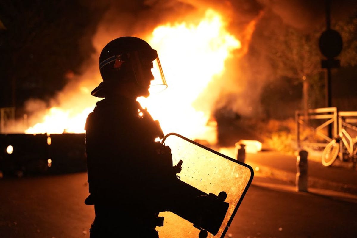 NextImg:Violent Riots Cost French Businesses Over $1 Billion: Report