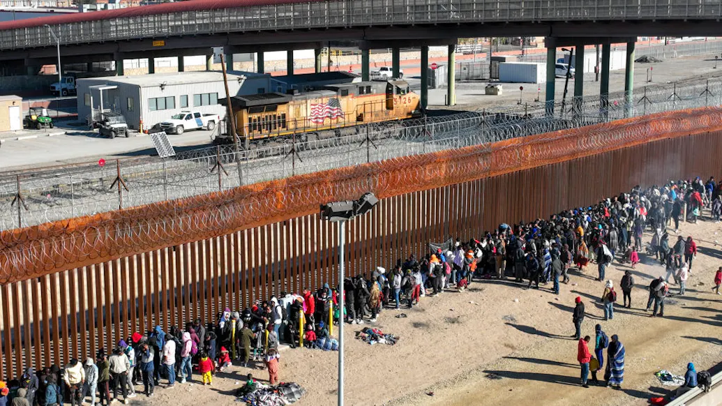 ICE Didn’t Issue Summonses To Over 80% Of Migrants Released Under Biden’s ‘Parole’ Program Before Title 42 Ended: Report