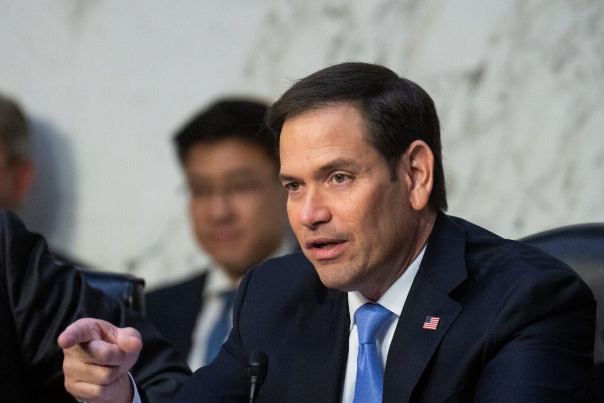 NextImg:Senator Says UFO Claims May Be ‘Biggest Story In Human History’ 