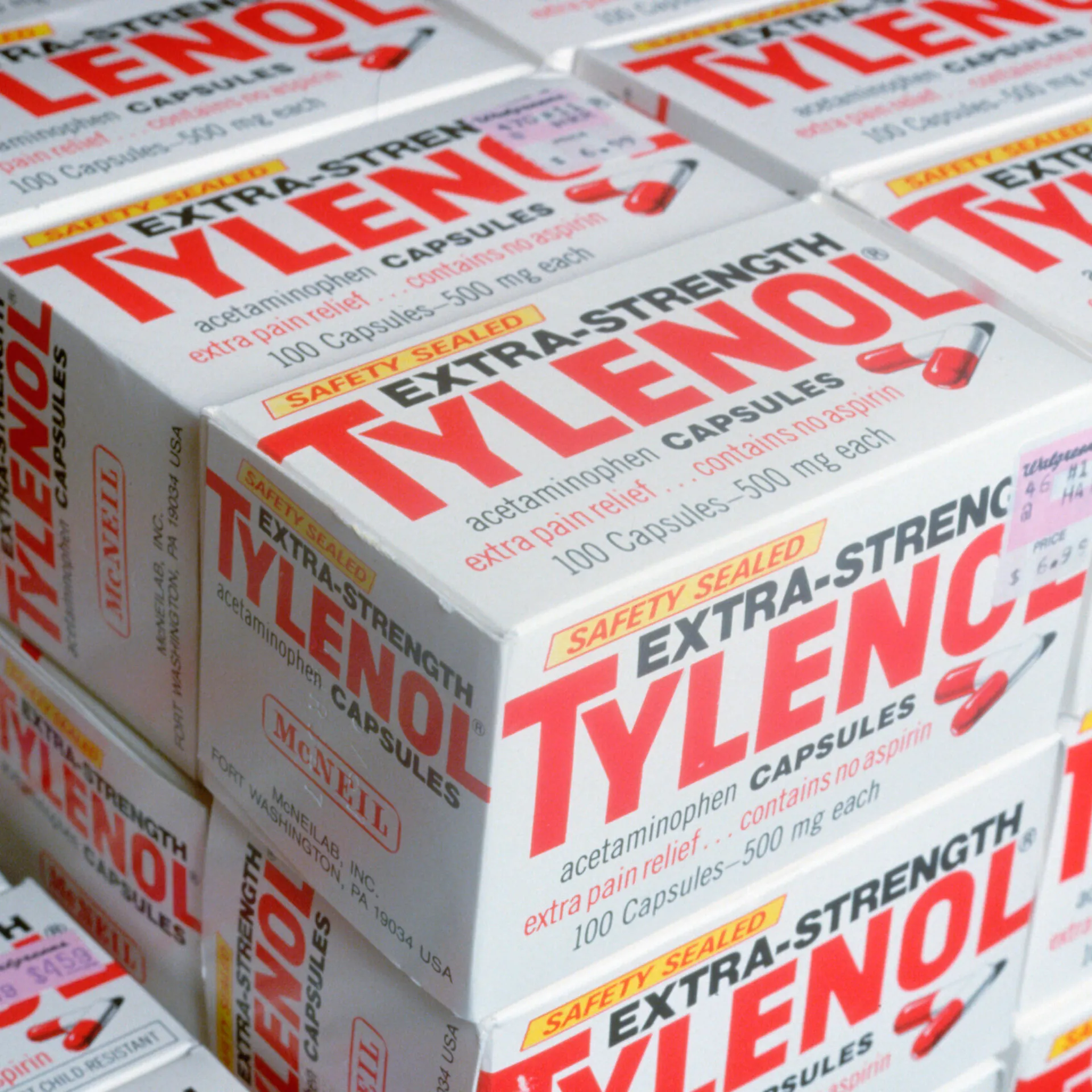 Unsolved: The Tylenol Murders Of 1982
