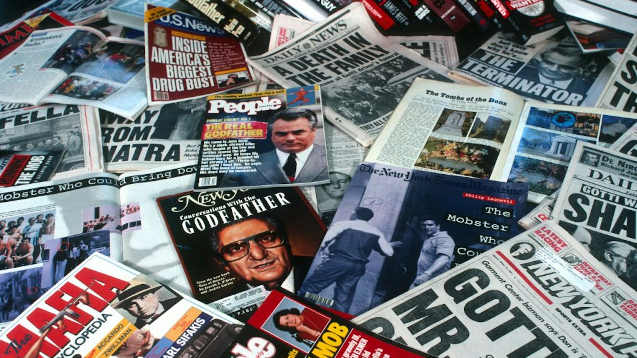 NEW YORK, NY - JUNE 1: Magazines and news papers about the mafia on June 1, 1991 in New York, New York. (Photo by Santi Visalli/Getty Images)