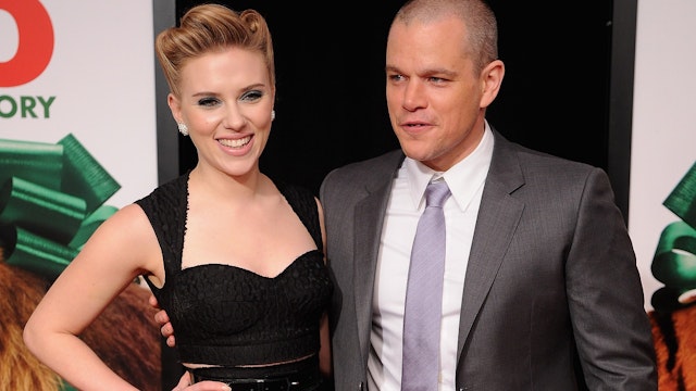 Scarlett Johansson and Matt Damon attend the "We Bought a Zoo" premiere at Ziegfeld Theater on December 12, 2011 in New York City.