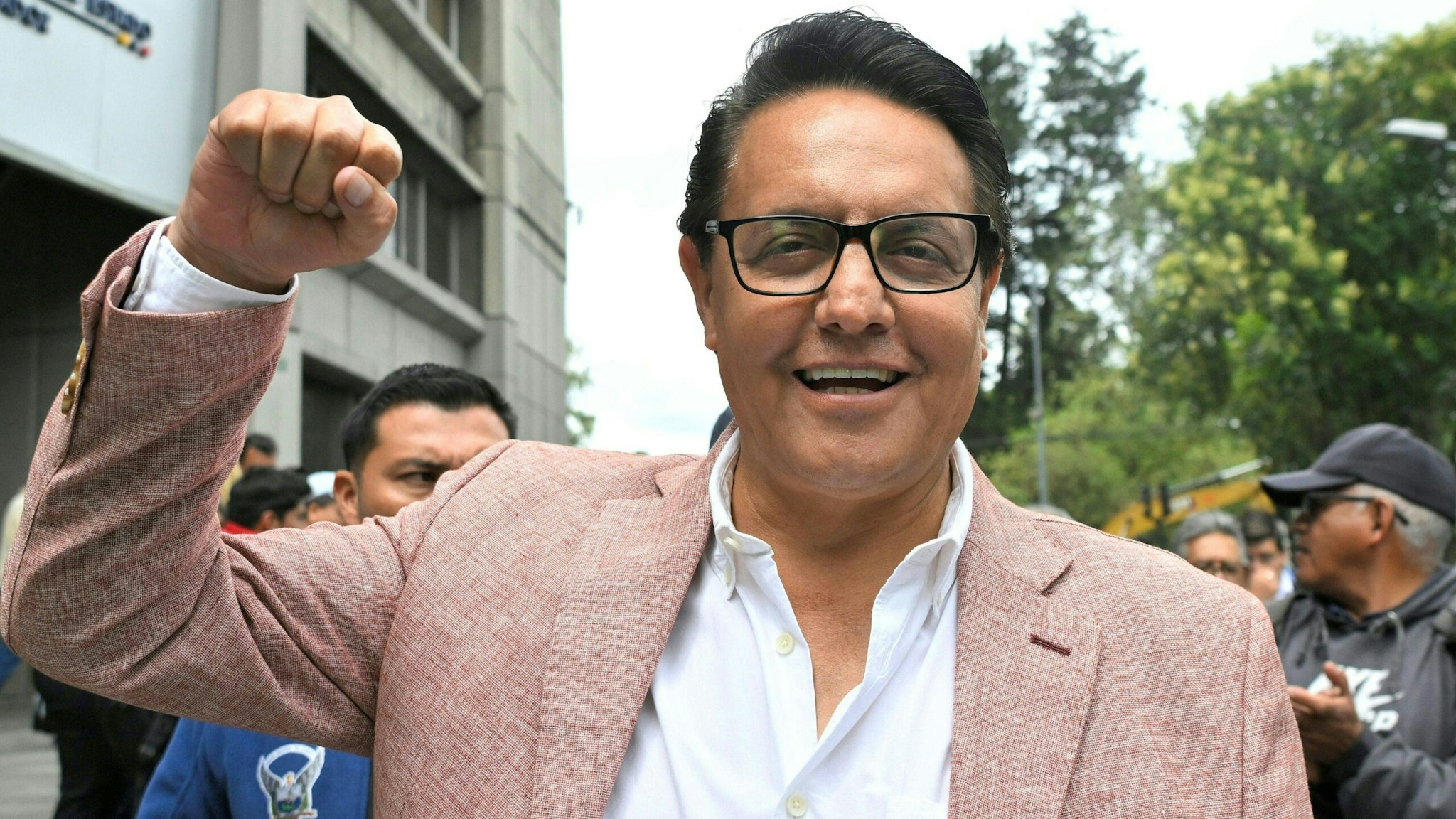 Former Assembly member and now presidential candidate, Fernando Villavicencio, gestures outside the Attorney General's Office in Quito on August 8, 2023. Fernando Villavicencio asked the Attorney General's Office to investigate former officials related to the oil sector of the governments of Rafael Correa, Lenín Moreno, and Guillermo Lasso as part of a criminal complaint that he filed on Tuesday.