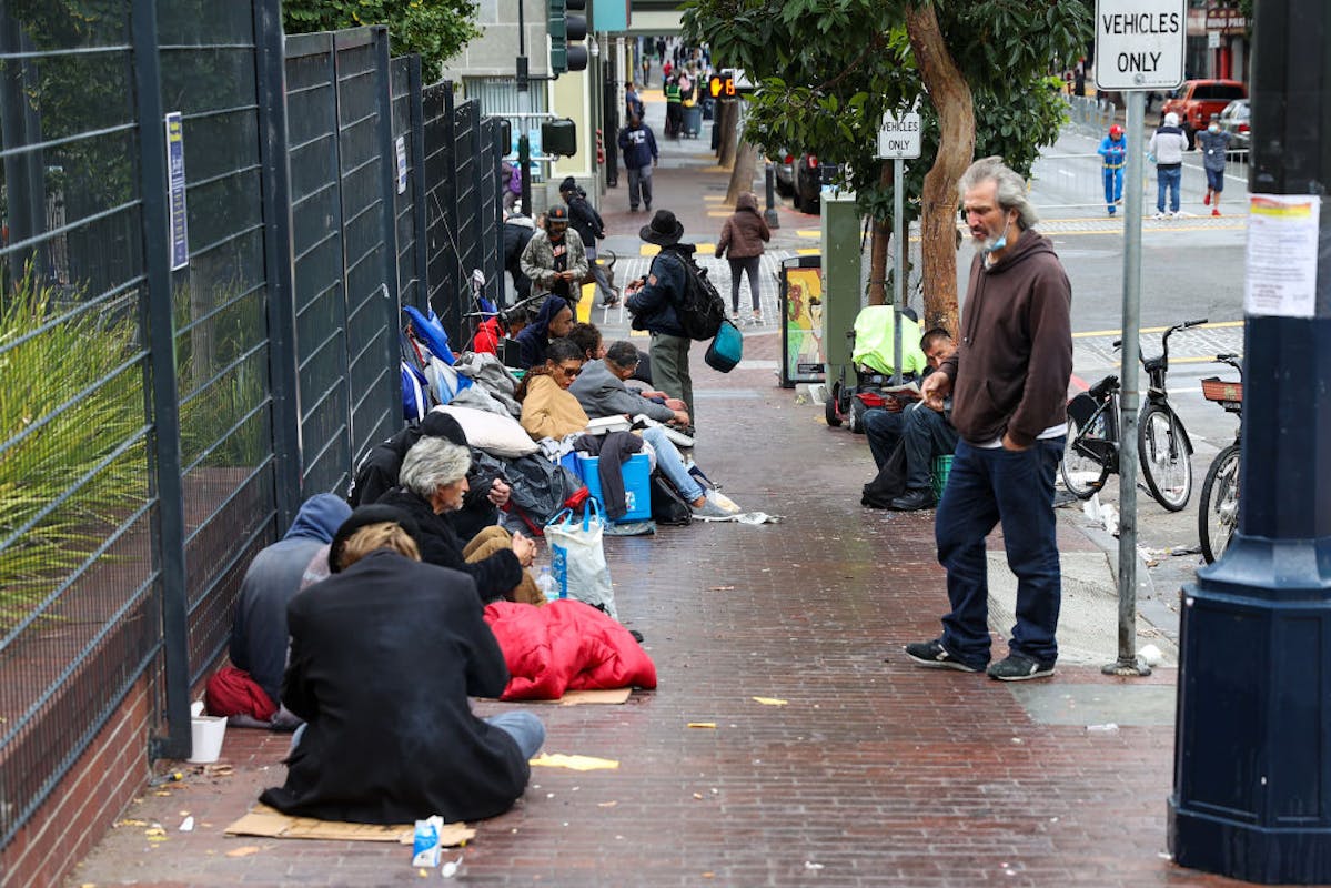 NextImg:Federal Workers In San Francisco Urged To Work From Home Due To Crime