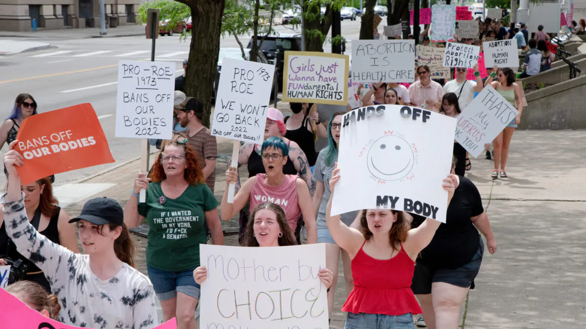 Ohio Voters Reject Proposal Seeking To Make It Harder To Add Abortion Rights To State Constitution