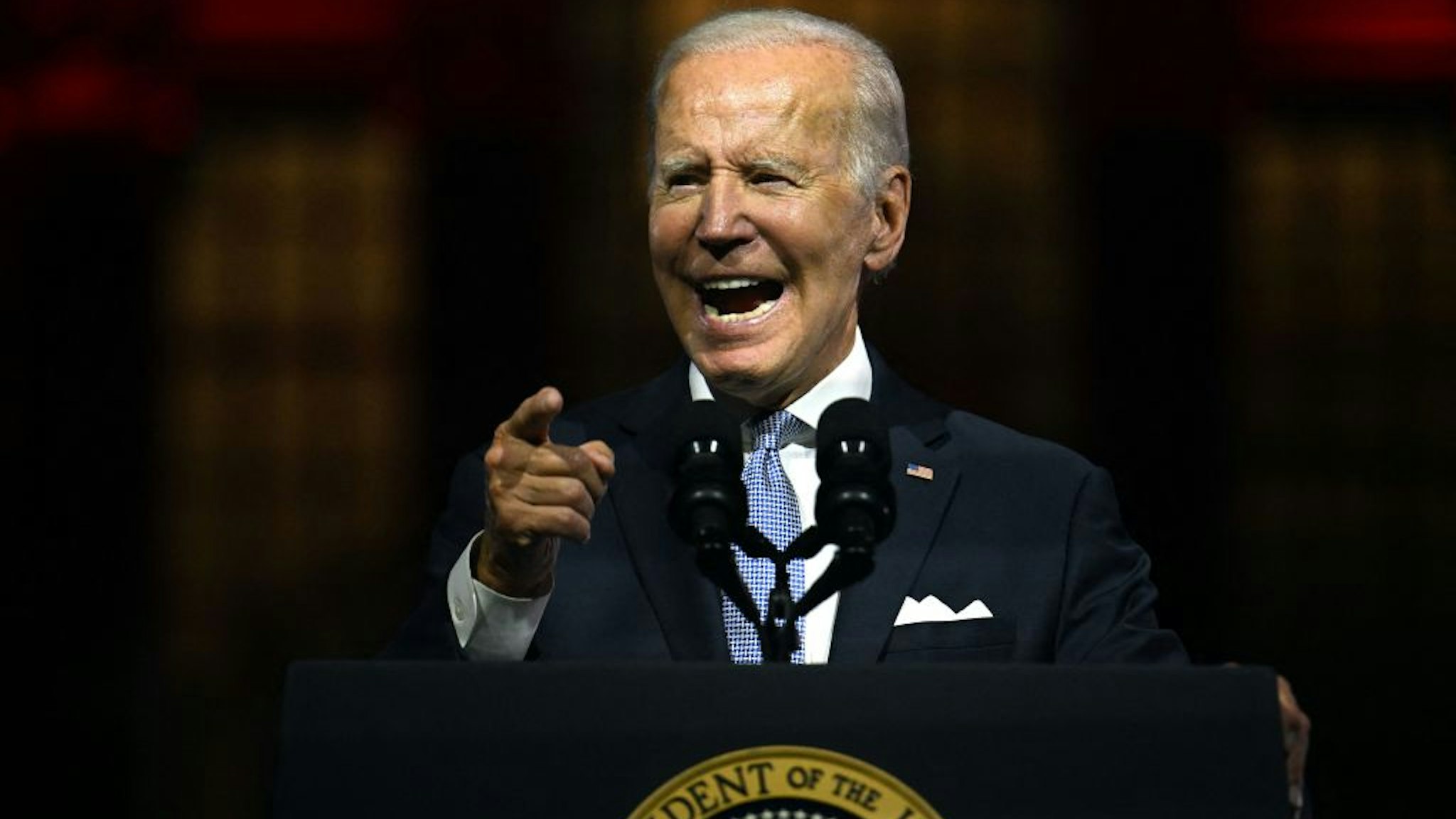 TOPSHOT - US President Joe Biden speaks about the soul of the nation, outside of Independence National Historical Park in Philadelphia, Pennsylvania, on September 1, 2022. (Photo by Jim WATSON / AFP)