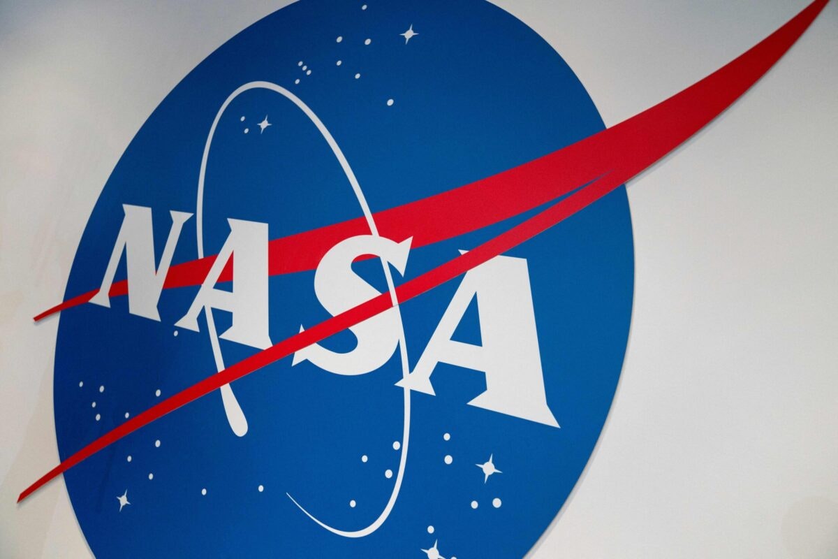 NASA Loses Contact With Spacecraft That’s Been Exploring Solar System More Than 40 Years