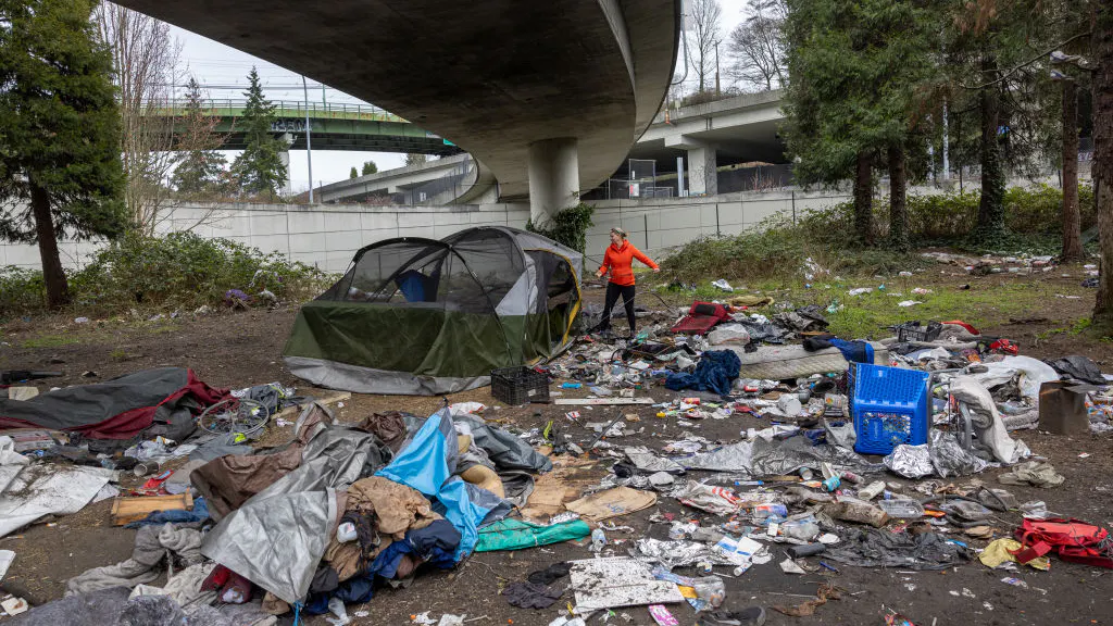 VIDEO: Huge Fire Breaks Out At Seattle Homeless Encampment Near Google Office