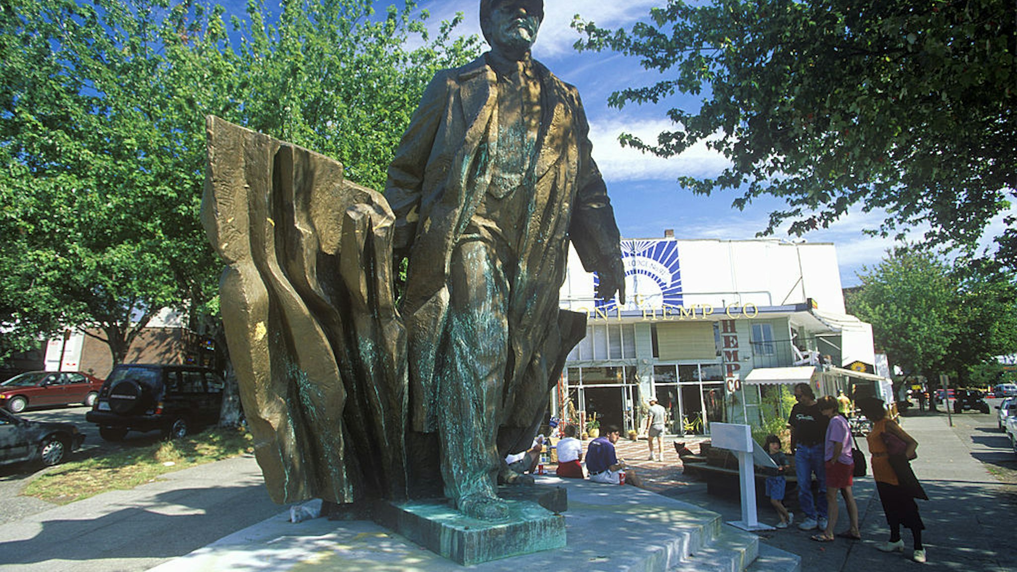 Bronze statue of Vladimir Lenin by Emil Venkov, Slavic artist, Seattle, WA