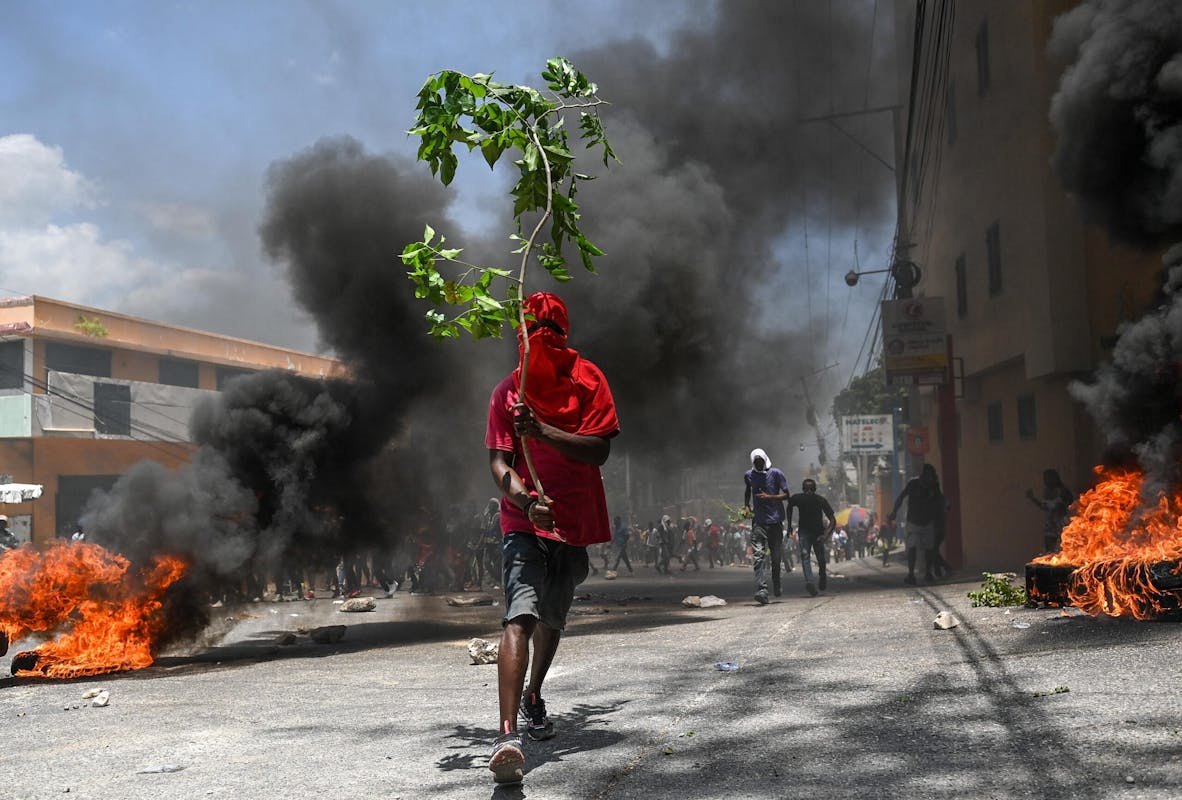 Biden Admin Deports Haitian Nationals After Warning Americans To Flee Caribbean Island: Reports 