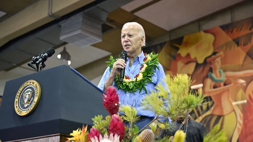 ‘No Comment’: WH Comms Director Roasted For Bizarre Defense Of Biden’s Maui Response