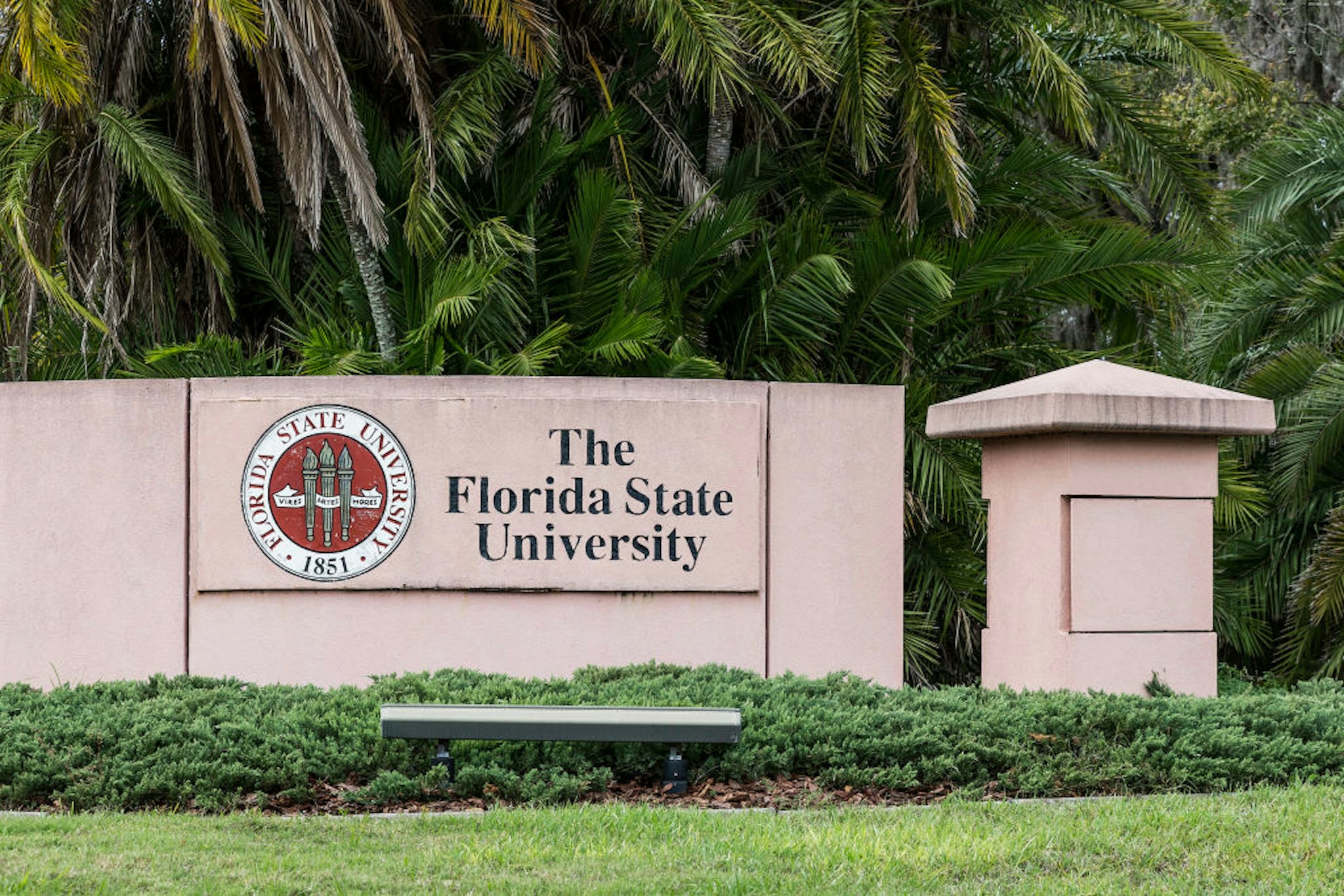 FLORIDA STATE UNIVERSITY, SARASOTA, FLORIDA, UNITED STATES - 2017/01/16: Florida State University. (Photo by John Greim/LightRocket via Getty Images)