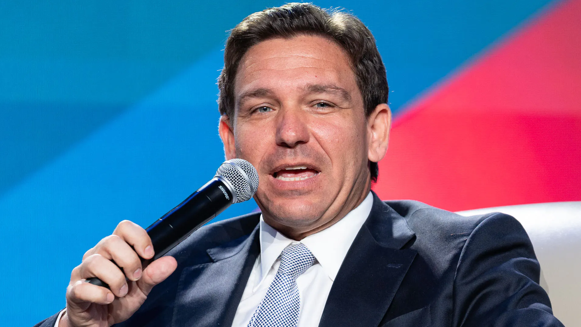 DeSantis Rips Trump’s ‘Listless Vessels’ In Congress, Trades Barbs With Team Trump