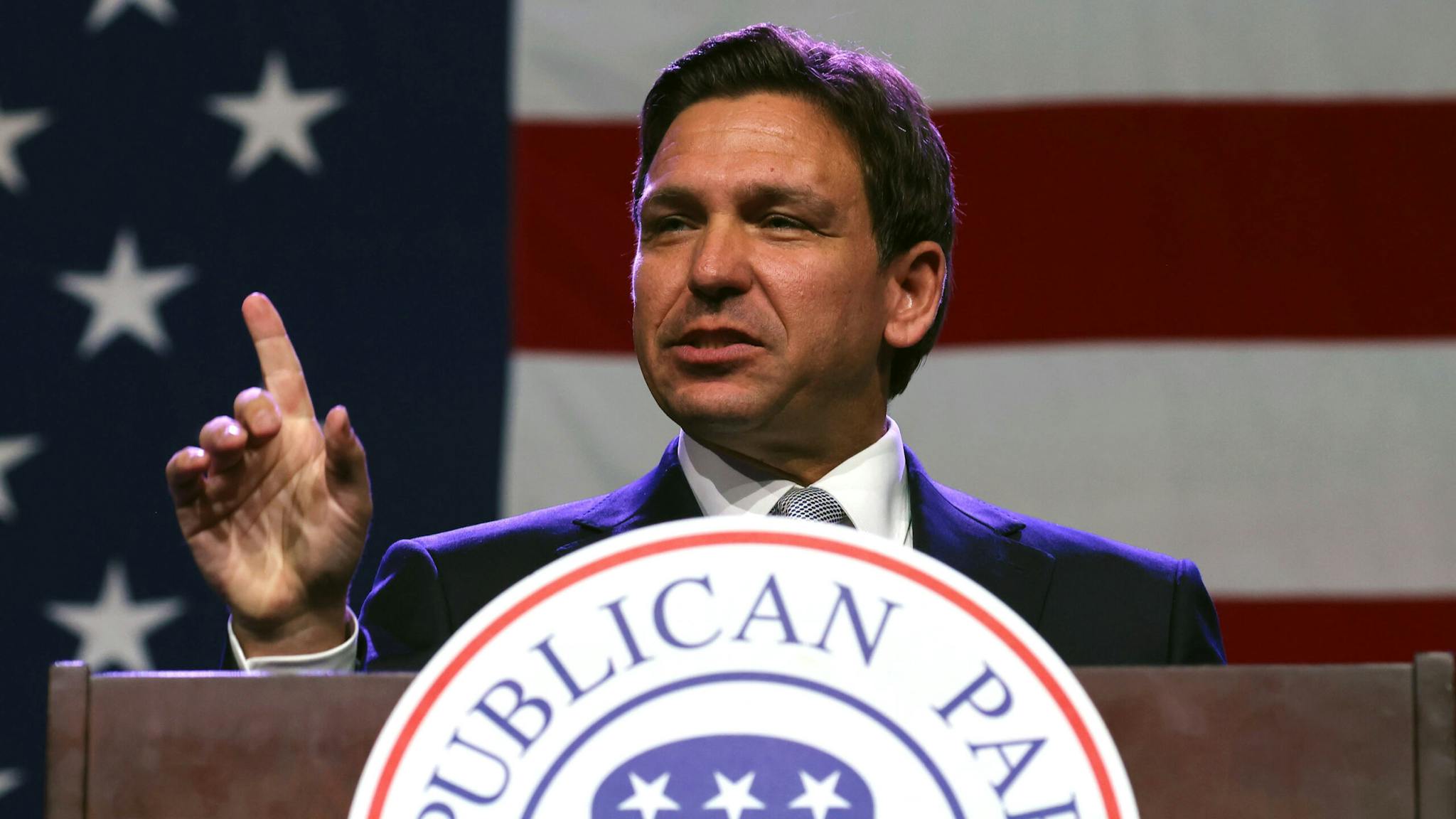 Key Speakers At The Republican Party Of Iowa’s Annual Lincoln Dinner Ron DeSantis, governor of Florida, gestures as he speaks at the Republican Party Of Iowa's annual Lincoln Dinner in Des Moines, Iowa, US, on Friday, July 28, 2023. The dinner, a showcase event for Iowa Republicans, is a staple gathering for Republican presidential candidates with all eyes on Donald Trump and Ron DeSantis who are well ahead of the pack in polls but arrive facing unique challenges.
