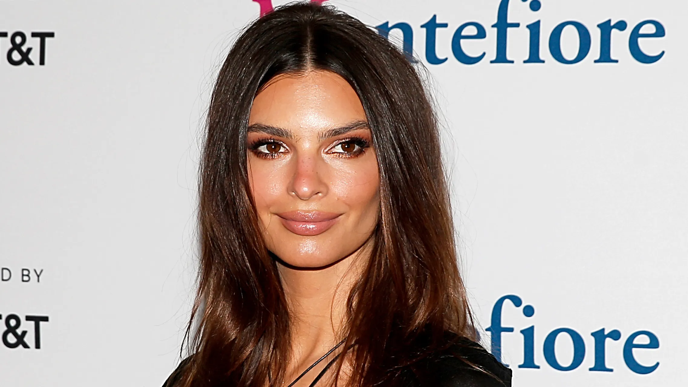 Model Emily Ratajkowski: ‘I Find It Chic To Be Divorced By The Age Of 30’