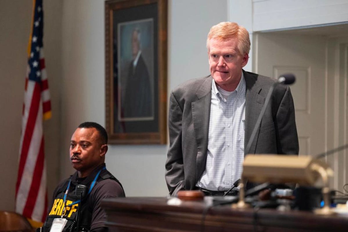NextImg:Alex Murdaugh’s Attorneys Accuse Court Clerk Of Jury Tampering To Get Book Deal