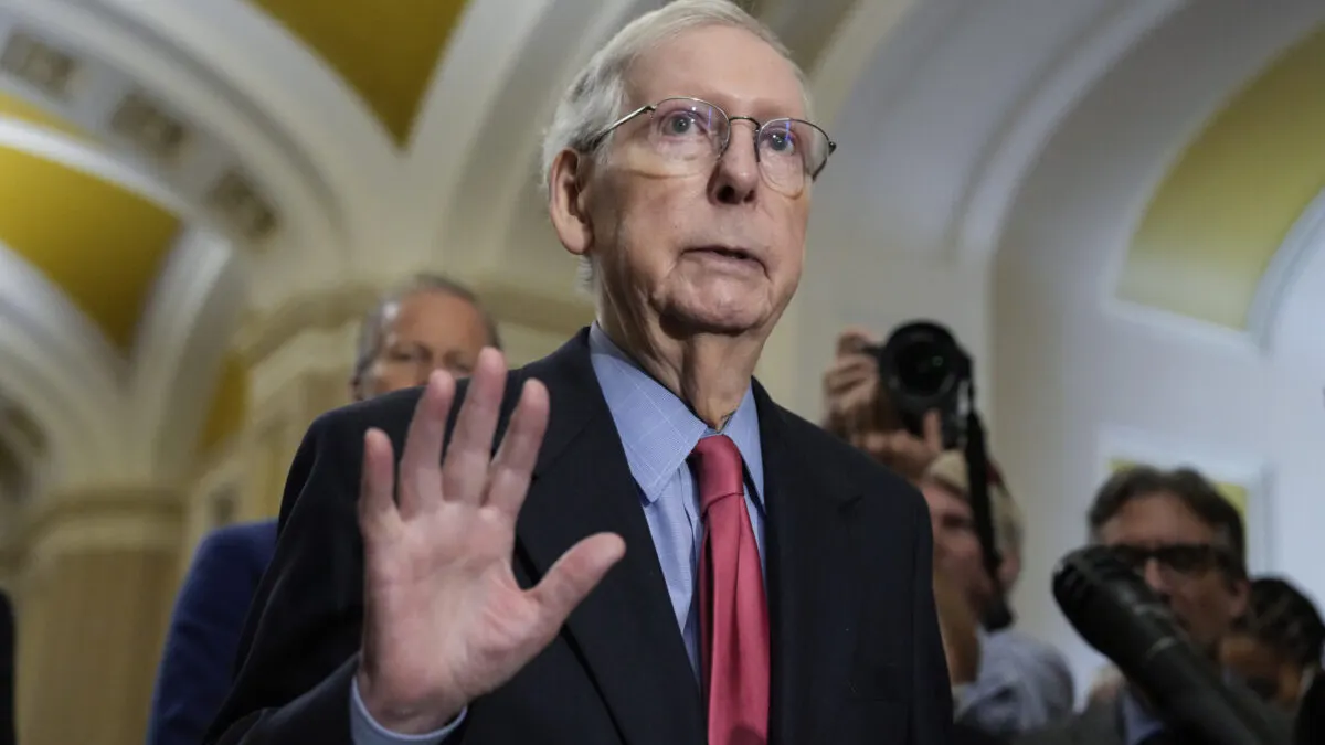 McConnell Says He Will Finish Senate Term After Freeze-Up Scares
