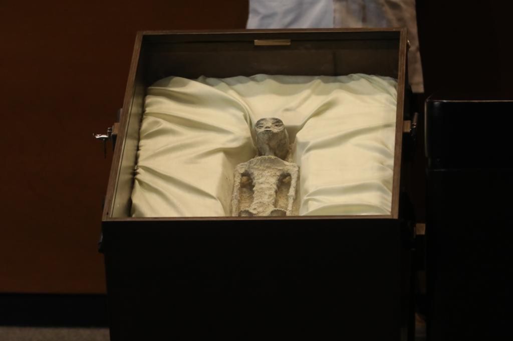 UFO whistleblower unimpressed by Mexico’s exhibit of ‘alien corpses’.