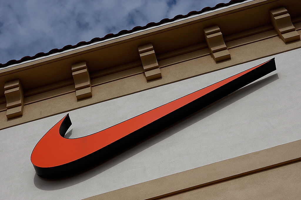 Nike shuts down Portland factory store due to theft and safety concerns, says business group.