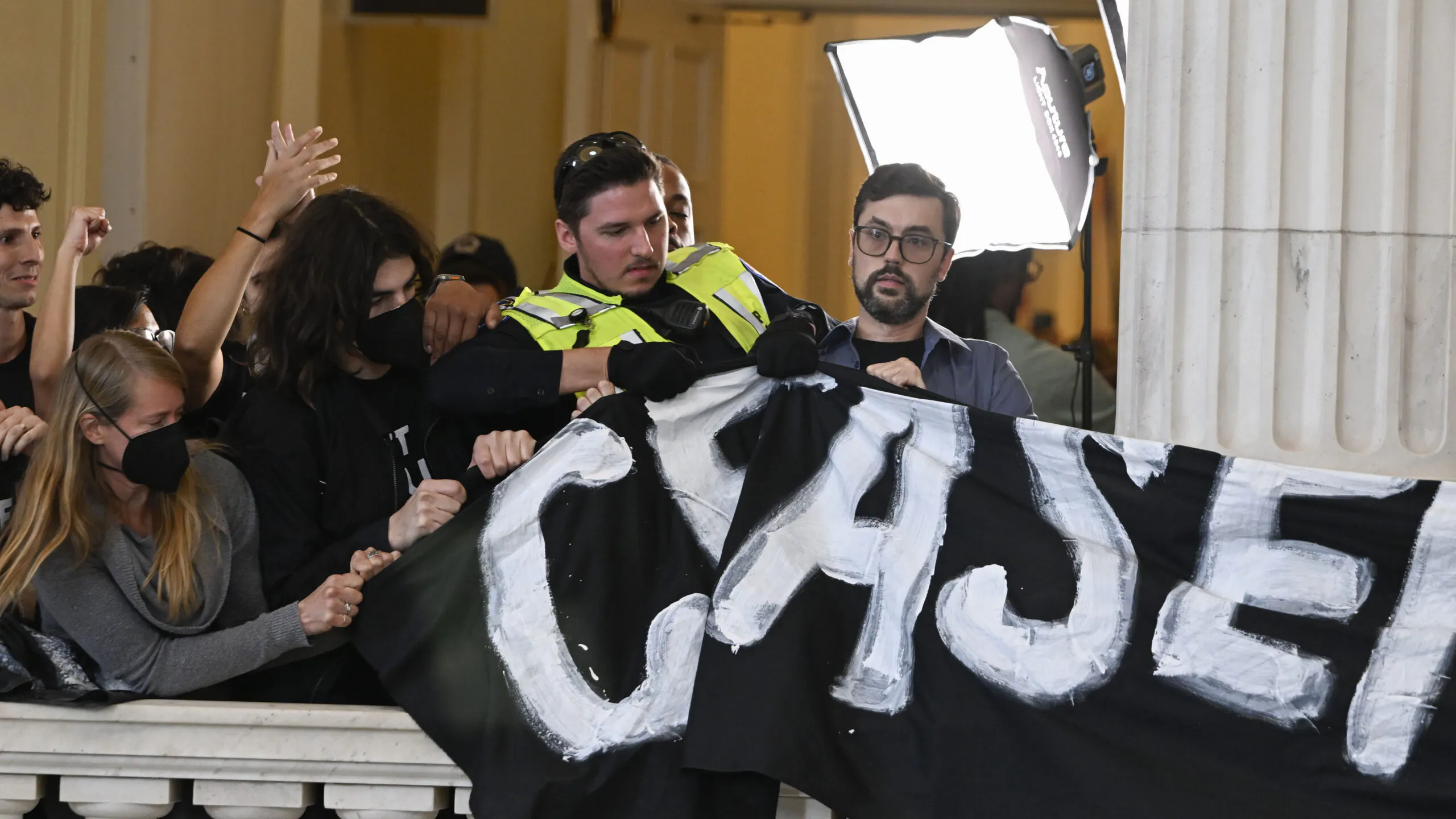 Far-Left Protesters With Anti-Semitic Group Storm U.S. Capitol Complex: ‘Seeks To End Israel’
