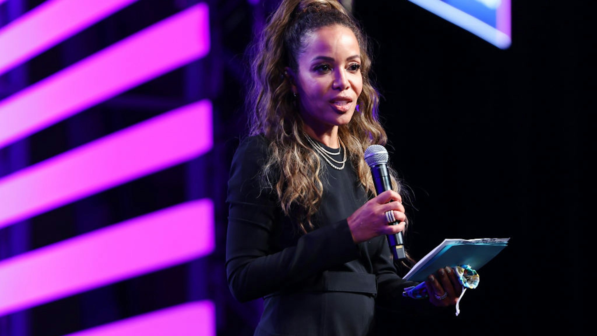 NEW ORLEANS, LOUISIANA - JUNE 30: Sunny Hostin speaks onstage at the 2023 ESSENCE Festival Of Culture™ at Ernest N. Morial Convention Center on June 30, 2023 in New Orleans, Louisiana. (Photo by Arturo Holmes/Getty Images FOR ESSENCE)