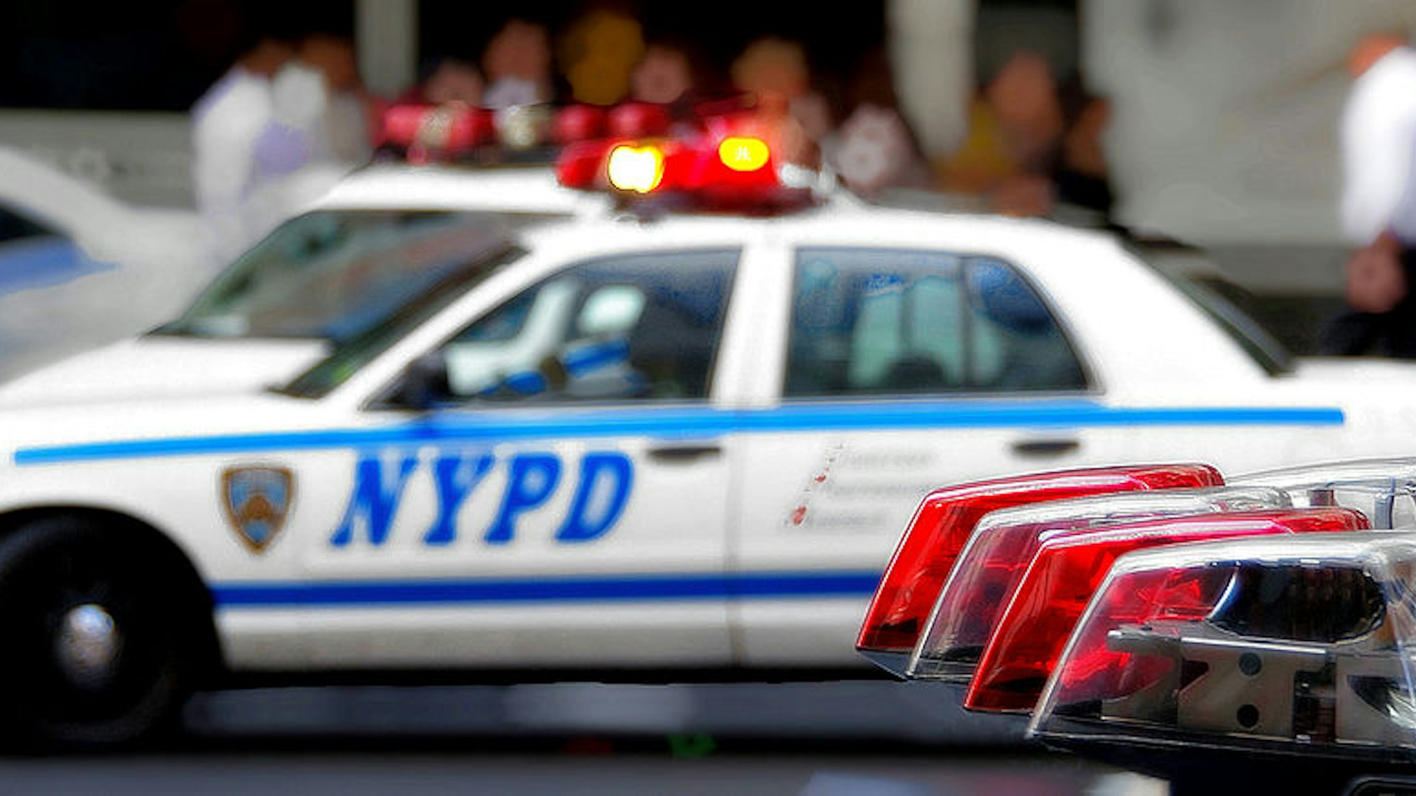 [UNVERIFIED CONTENT] Perspective view on NYPD Patrol Cars Lights and Sirens (Getty Images)