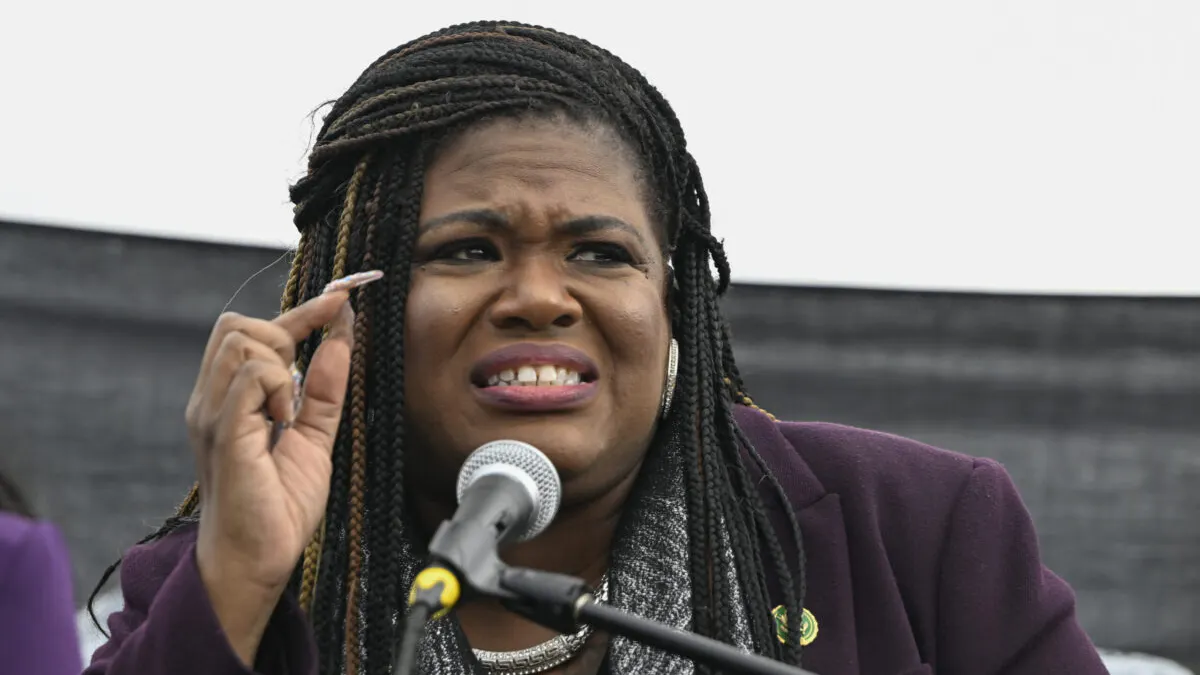 Prosecutor Drops Senate Bid, Takes Up Challenge Against ‘Squad’ Member