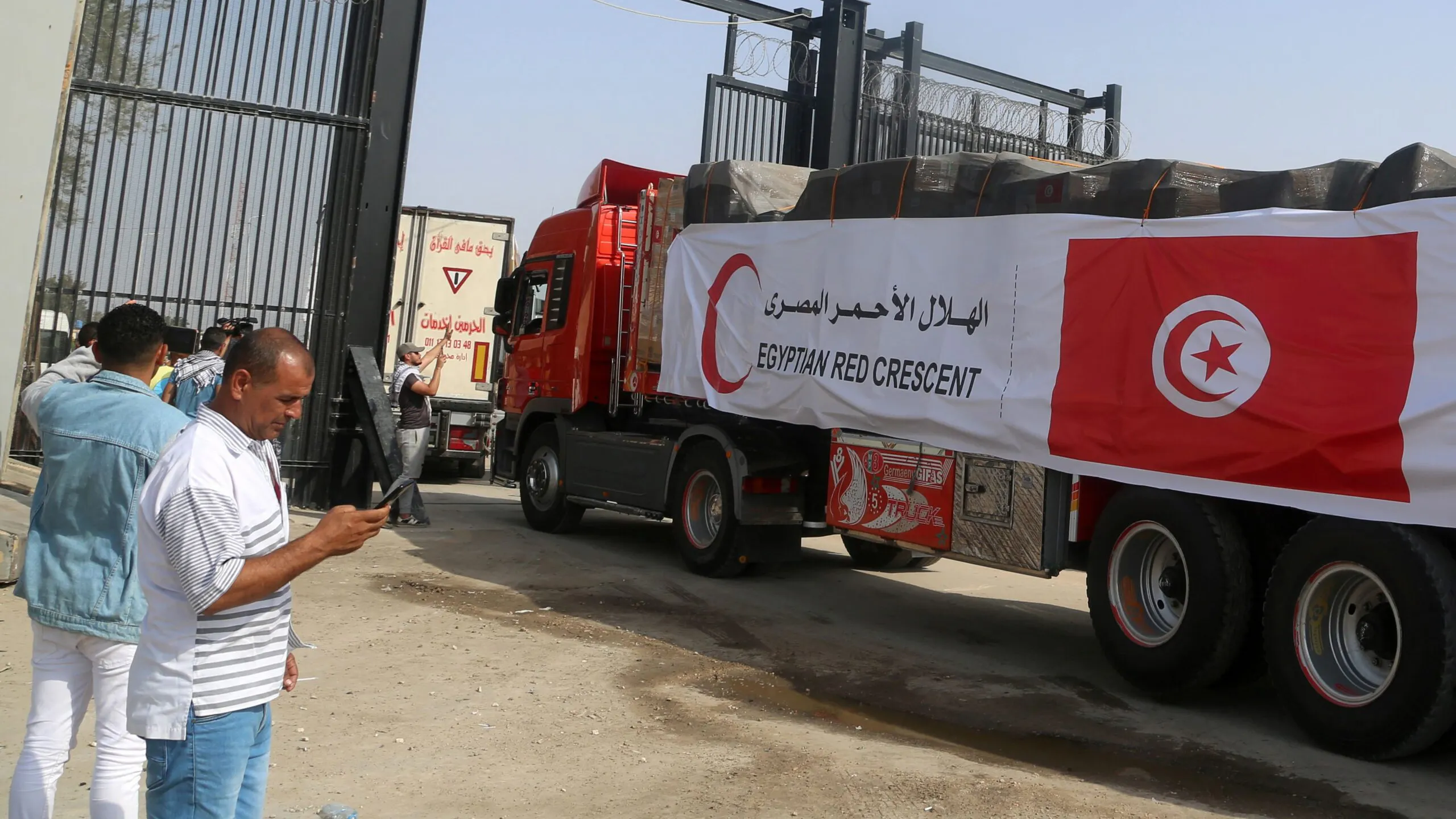 NYT Corrects Report Claiming Aid Trucks Entering Gaza Weren’t Checked For Weapons