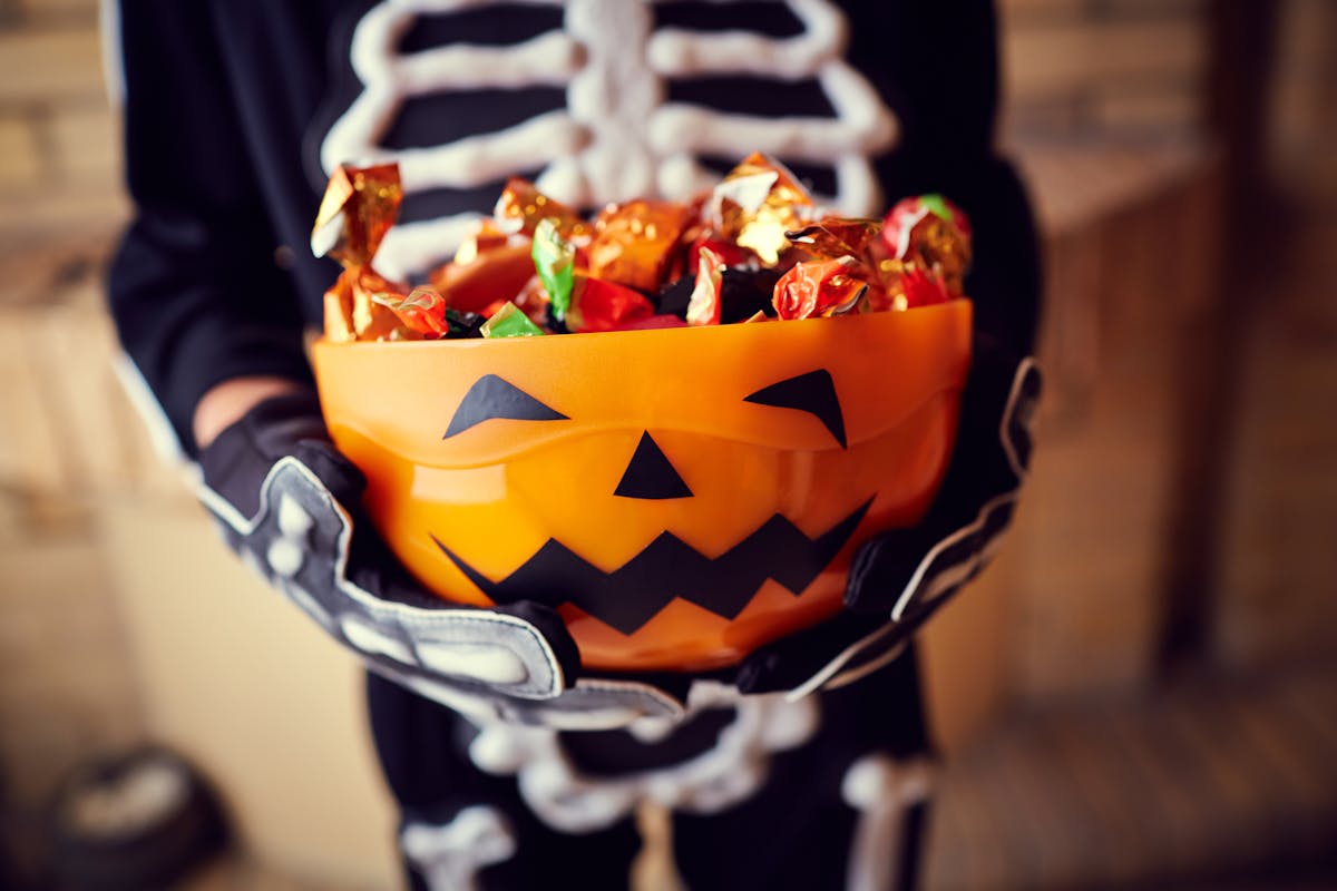 NextImg:The Myth Of The Tainted Halloween Candy