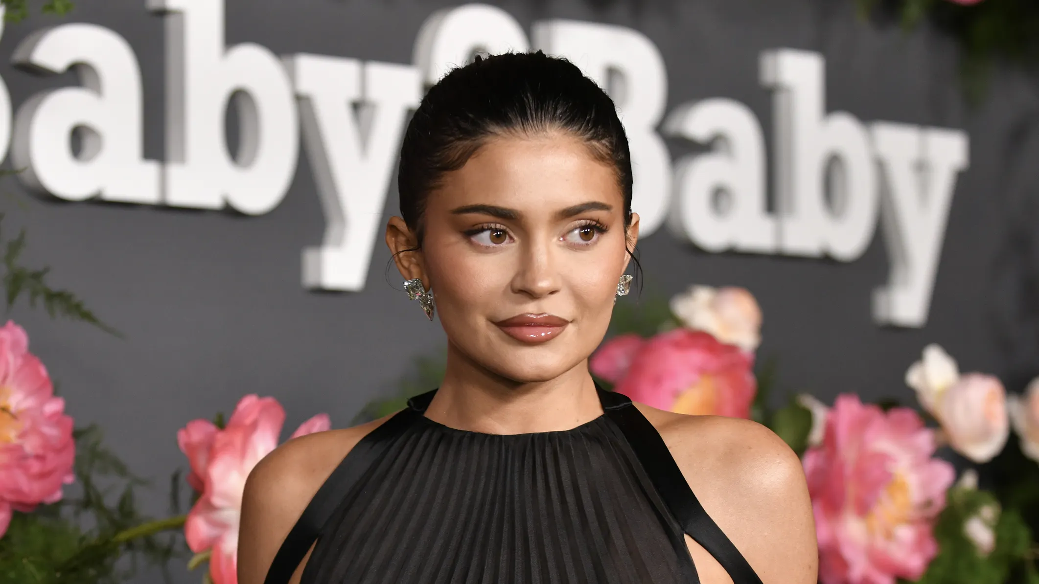 Kylie Jenner Posts Pro-Israel Message, Quickly Deletes When Fans Attack Her