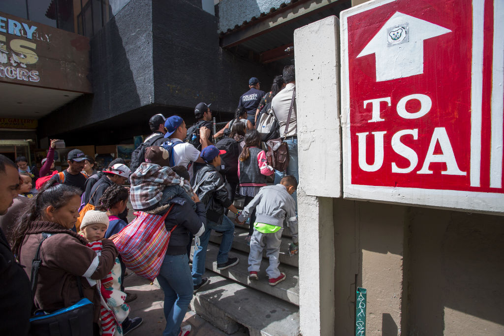 Huge 5,000 Migrant Caravan Starts Walking To U.S. From Mexico