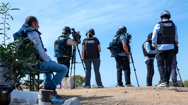 SDEROT, ISRAEL - OCTOBER 21: A fijan, and coffee stove is set up between some rocks near members of the press wait on an overlook to report rocket attacks from Gaza, or Israeli bombardments on October 21, 2023 in Sderot, Israel. Today marks two weeks since the kibbutzim and communities around the Gaza border, as well as the Super Nova party a were attacked by Hamas militants. As Israel prepares to invade the Gaza Strip in its campaign to vanquish Hamas, the Palestinian militant group that launched a deadly attack in southern Israel on October 7th, worries are growing of a wider war with multiple fronts, including at the country's northern border with Lebanon. Countries have scrambled to evacuate their citizens from Israel, and Israel has begun relocating residents some communities on its northern border. Meanwhile, hundreds of thousands of residents of northern Gaza have fled to the southern part of the territory, following Israel's vow to launch a ground invasion.