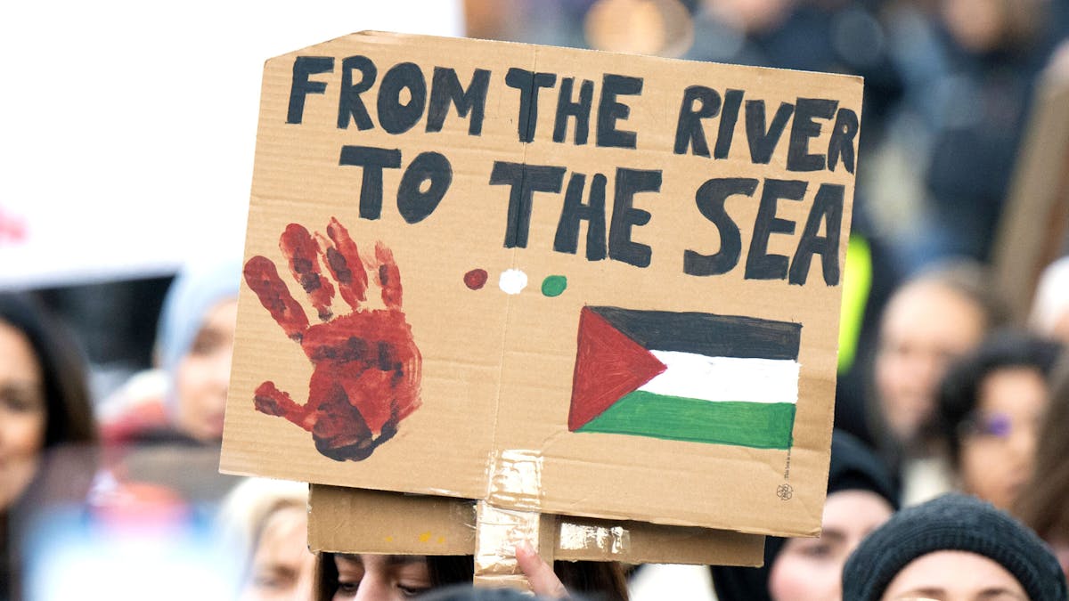 NextImg:Ivy League School Shuts Down Anti-Semitic Palestinian Student Groups