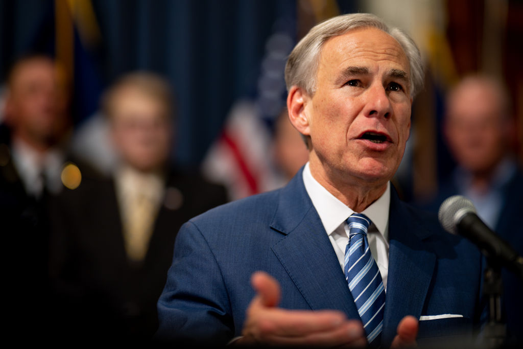 Abbott vows to approve law allowing Texas police to detain undocumented immigrants