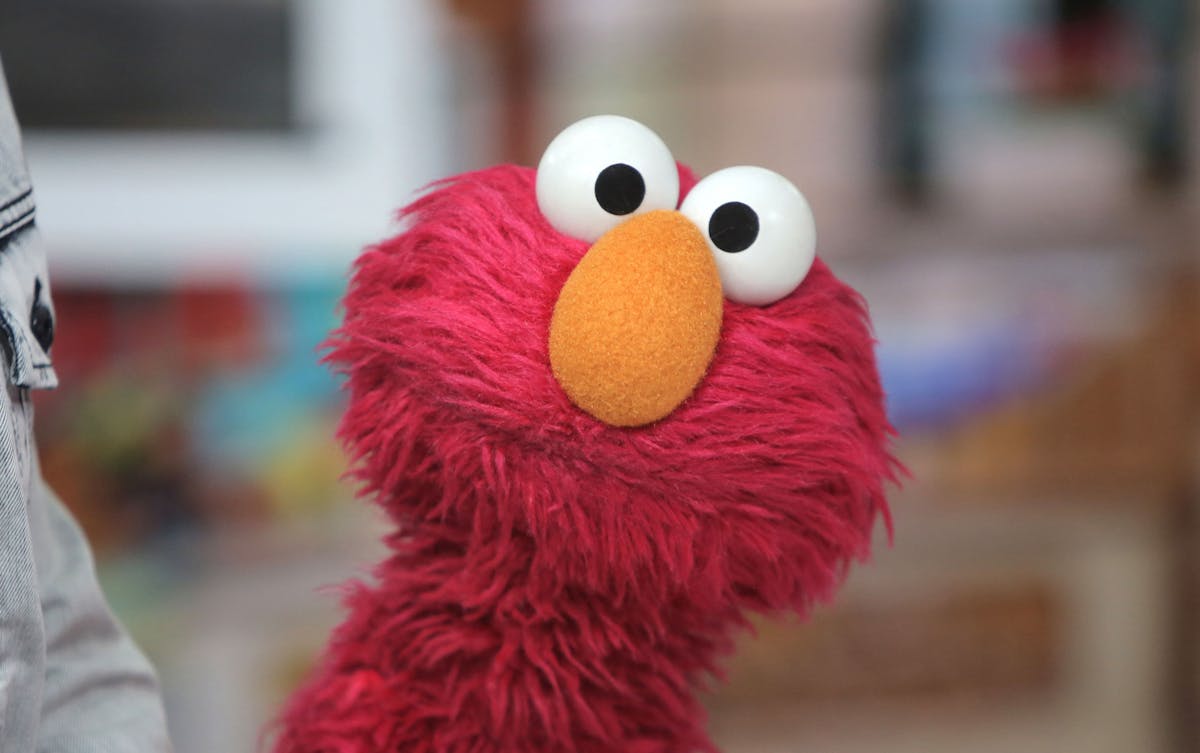 NextImg:Elmo Checks In With Followers On X, Tweet Goes Viral With Messages Of Hopelessness