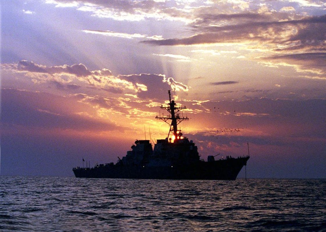 NextImg:U.S. Destroyer Shoots Down Houthi Ballistic Missile Headed Toward It 