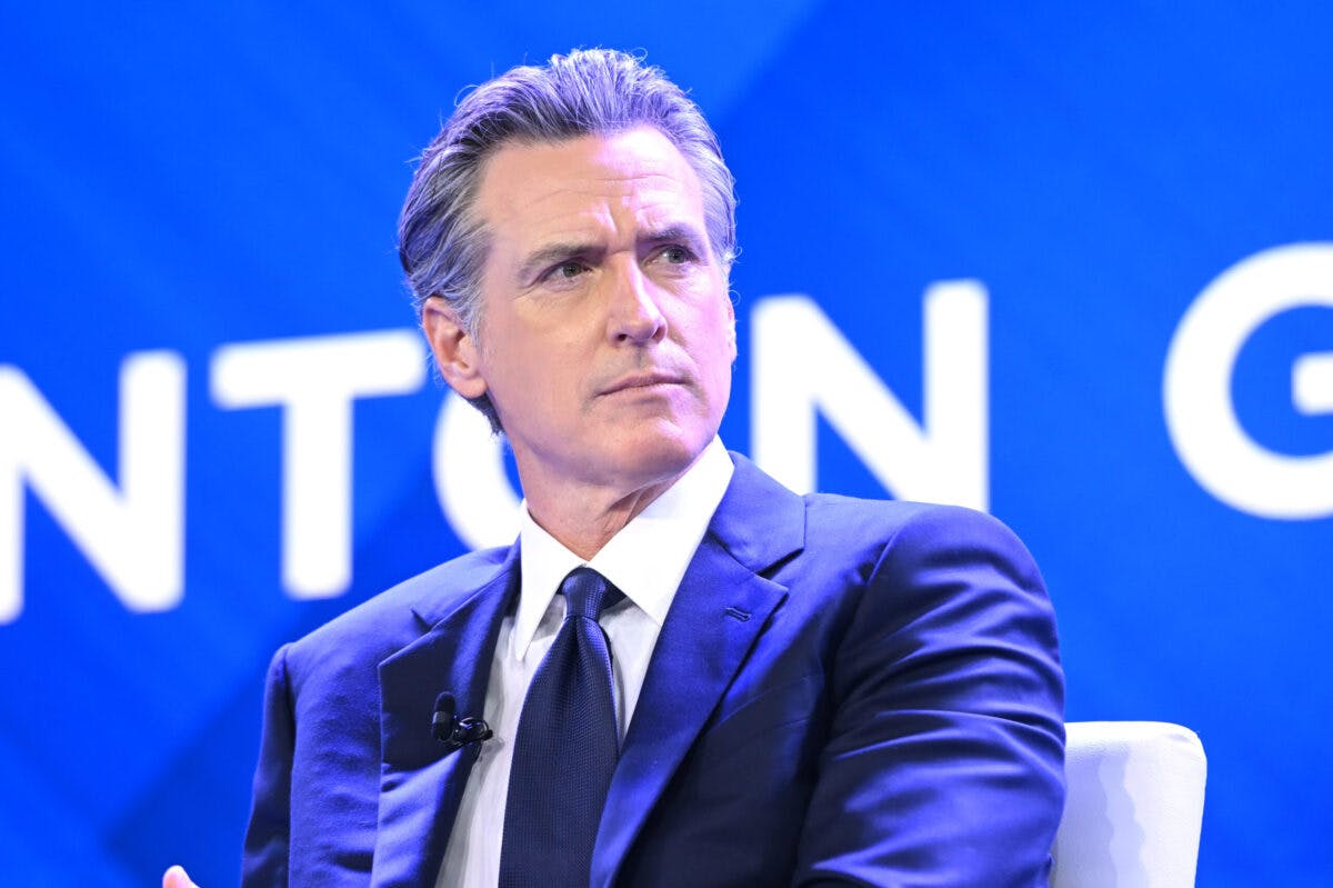 NextImg:Newsom Shoots Down California Dems’ Plan To Ban Tackle Football For Kids Under 12 